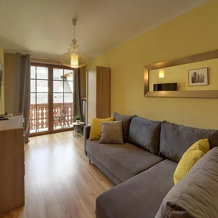 Trevilles Ap.- Martynowka * Шклярска-Поремба