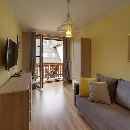 Trevilles Ap.- Martynowka * Шклярска-Поремба